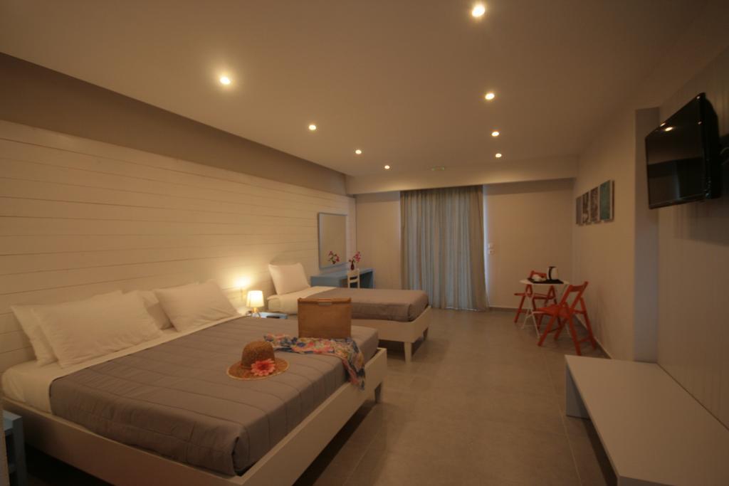 Irina Beach Hotel Tigaki Oda fotoğraf